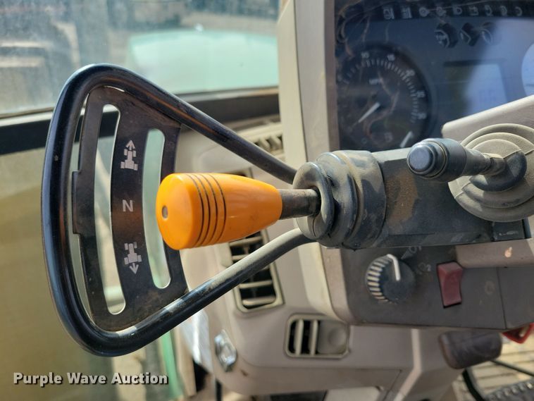 image for item DN3703 1999 John Deere  6210 MFWD tractor