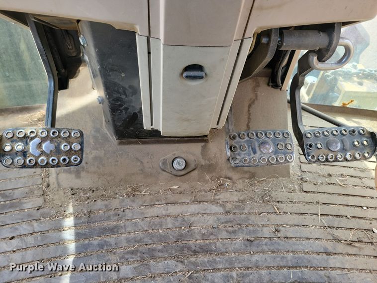 image for item DN3703 1999 John Deere  6210 MFWD tractor