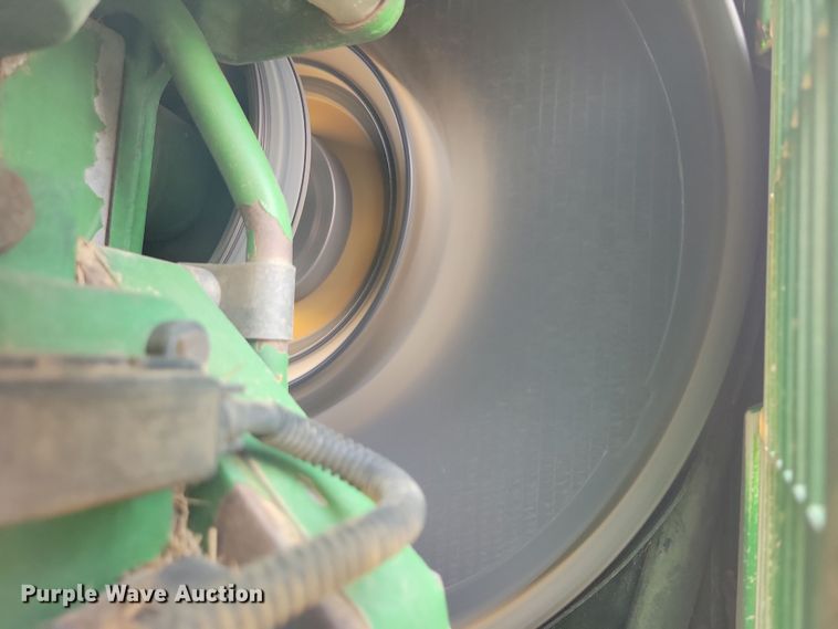 image for item DN3703 1999 John Deere  6210 MFWD tractor