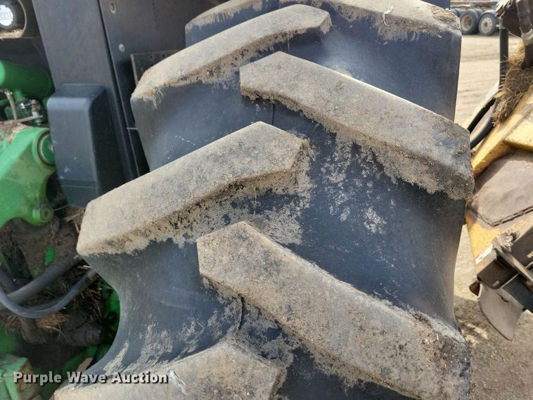 image for item DN3703 1999 John Deere  6210 MFWD tractor