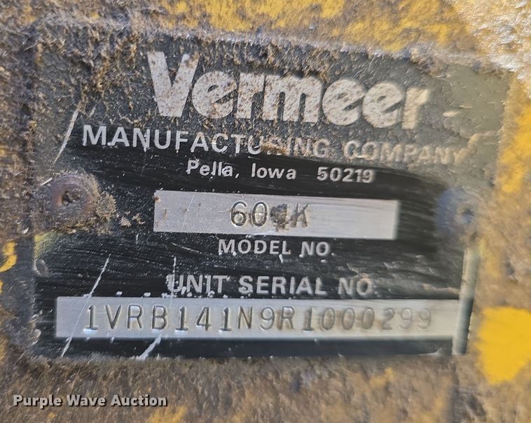 image for item DO7826 2006 Vermeer 604 Series K round baler