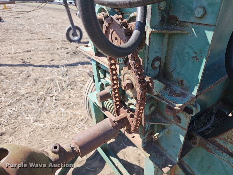 image for item DO7846 Henke Kwik Kracker feed grinder/mixer 