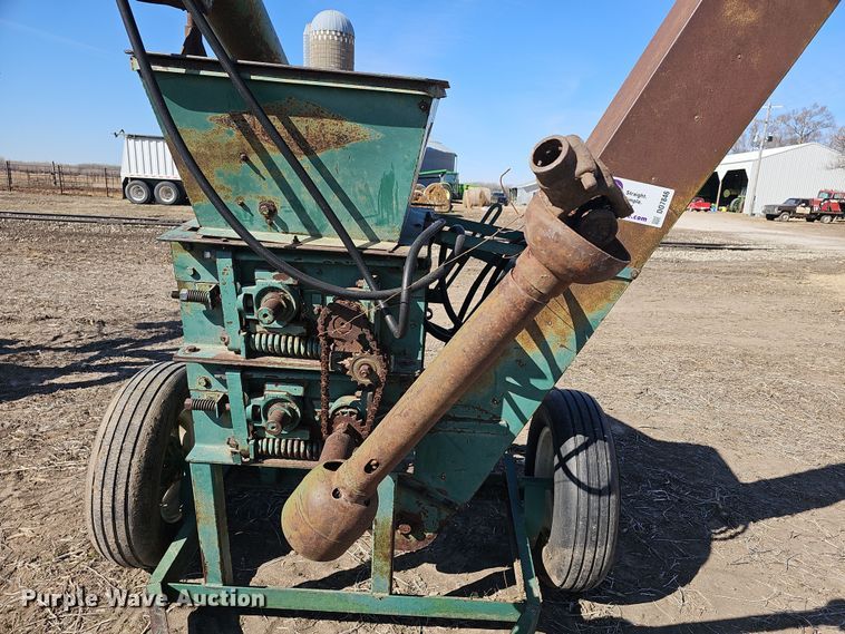 image for item DO7846 Henke Kwik Kracker feed grinder/mixer 