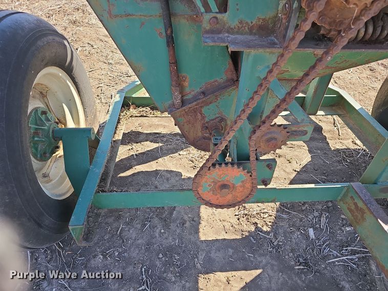 image for item DO7846 Henke Kwik Kracker feed grinder/mixer 