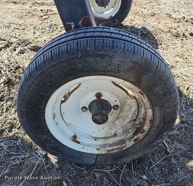 image for item DO7847 OMI hay rake