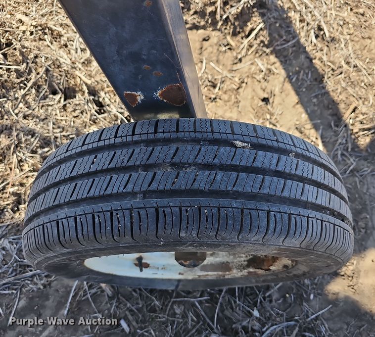 image for item DO7847 OMI hay rake