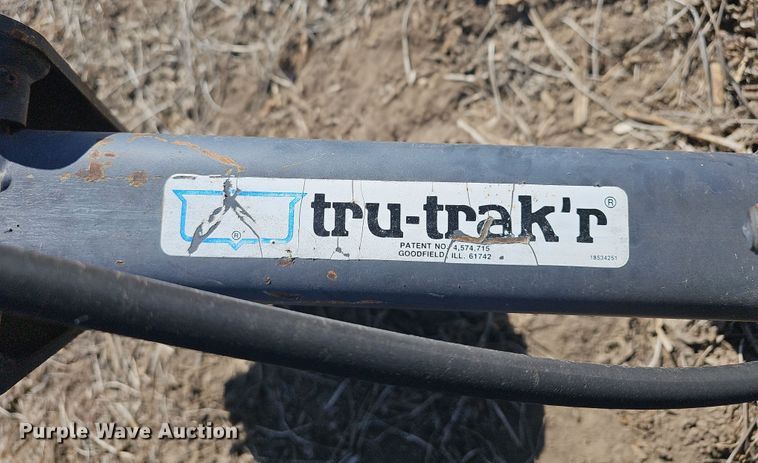 image for item DO7848 Row crop cultivator