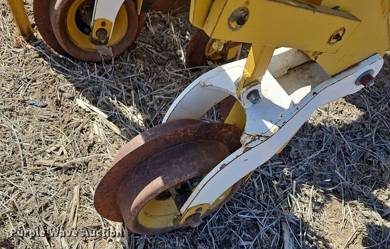 image for item DO7849 Buffalo 66000830 row crop cultivator