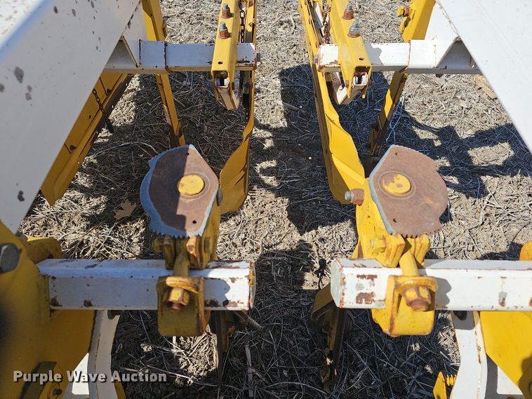 image for item DO7849 Buffalo 66000830 row crop cultivator