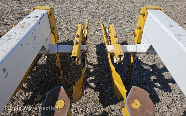 image for item DO7849 Buffalo 66000830 row crop cultivator