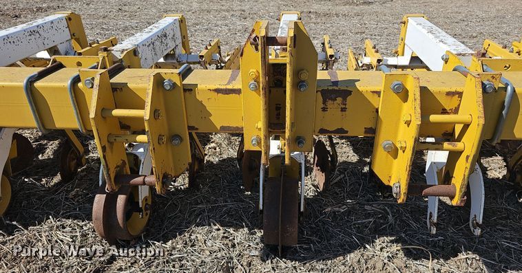 image for item DO7849 Buffalo 66000830 row crop cultivator