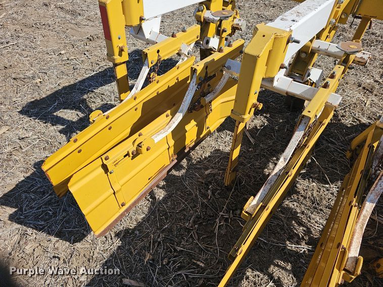 image for item DO7849 Buffalo 66000830 row crop cultivator