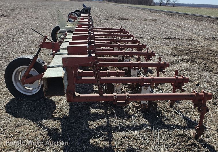 image for item DO7850 Lilliston Lehman  row crop cultivator