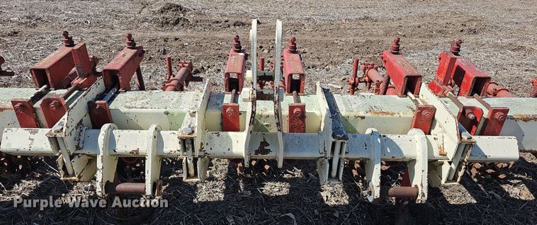 image for item DO7850 Lilliston Lehman  row crop cultivator