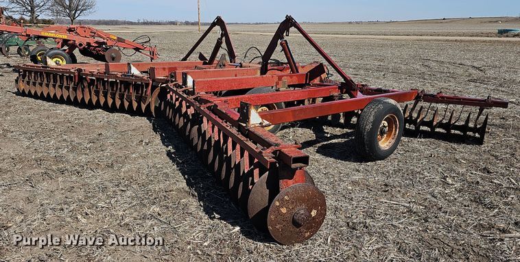 image for item DO7852 International 490 tandem disk