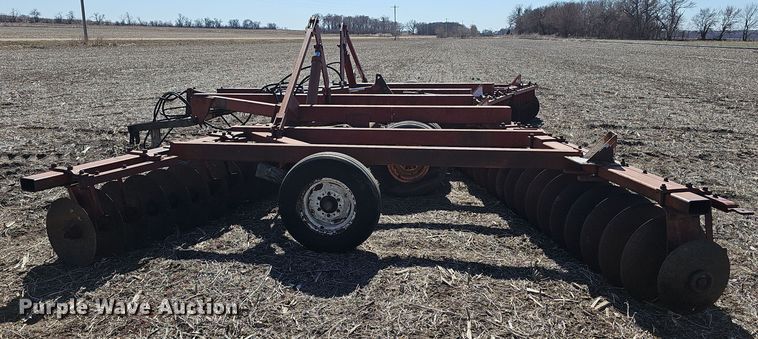 image for item DO7852 International 490 tandem disk