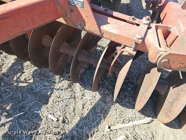 image for item DO7852 International 490 tandem disk