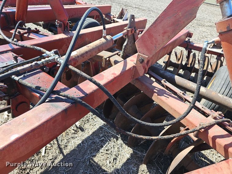 image for item DO7852 International 490 tandem disk