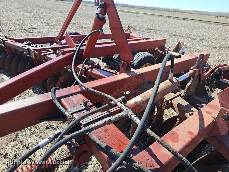 image for item DO7852 International 490 tandem disk