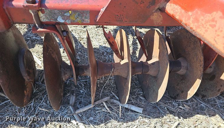 image for item DO7852 International 490 tandem disk