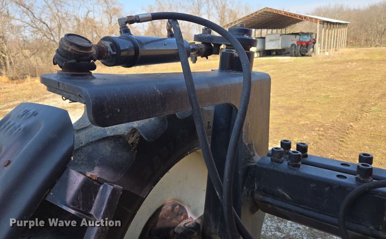 image for item DP6181 2005 Apache AS1010 sprayer