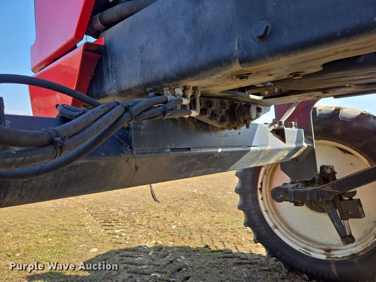 image for item DP6181 2005 Apache AS1010 sprayer