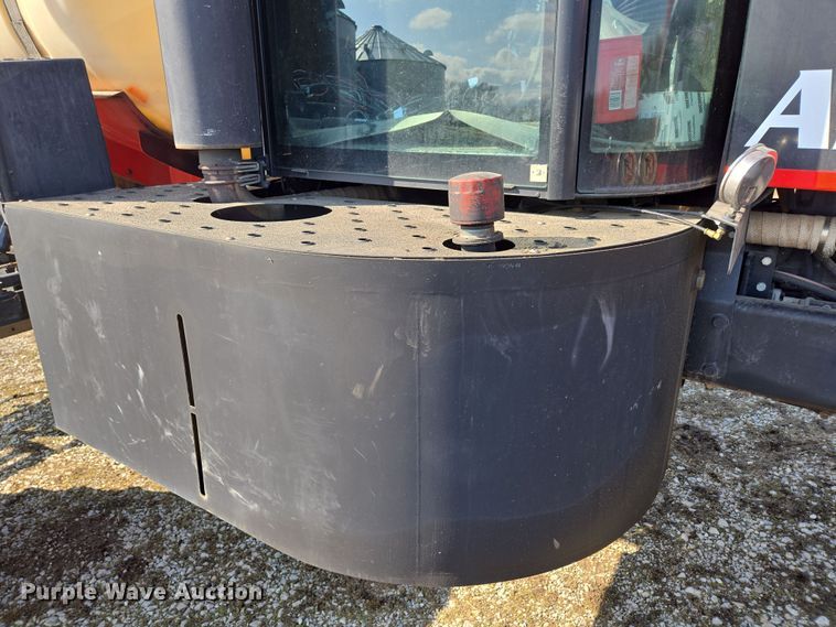 image for item DP6181 2005 Apache AS1010 sprayer