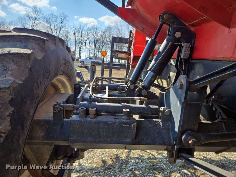 image for item DP6181 2005 Apache AS1010 sprayer