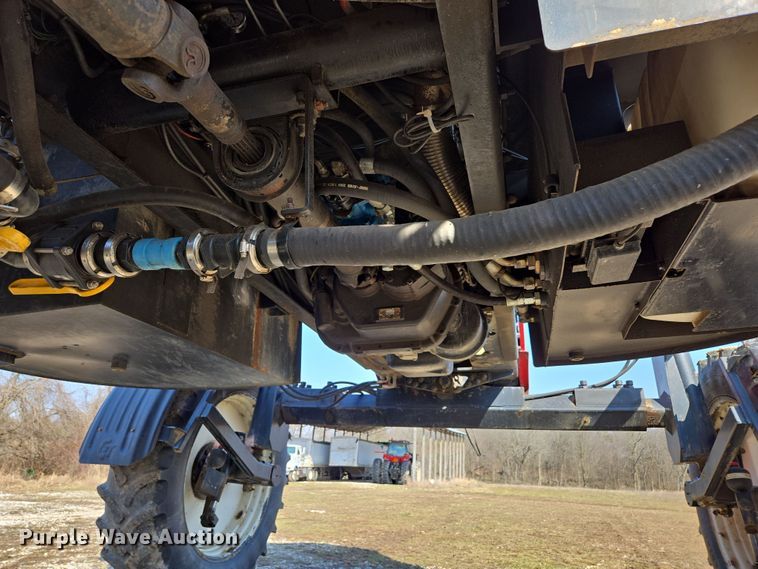 image for item DP6181 2005 Apache AS1010 sprayer