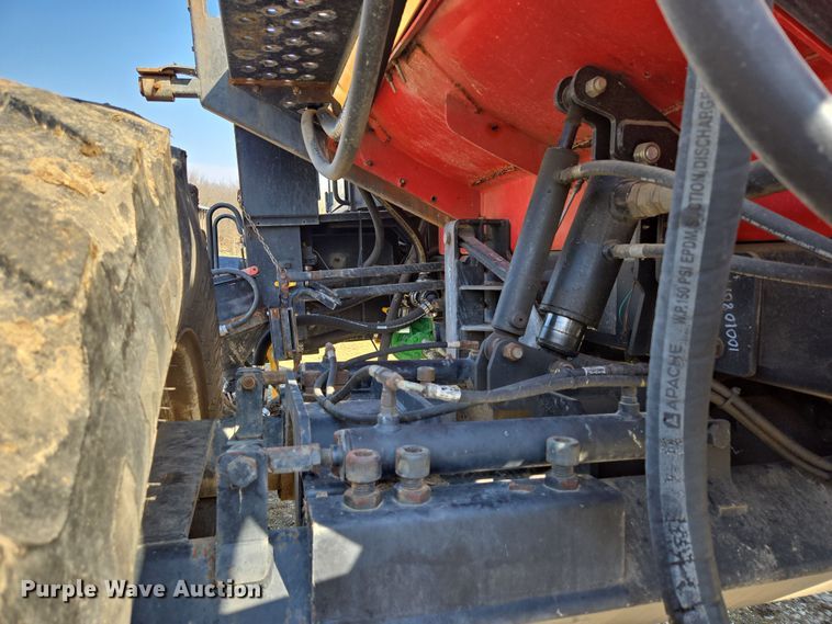 image for item DP6181 2005 Apache AS1010 sprayer