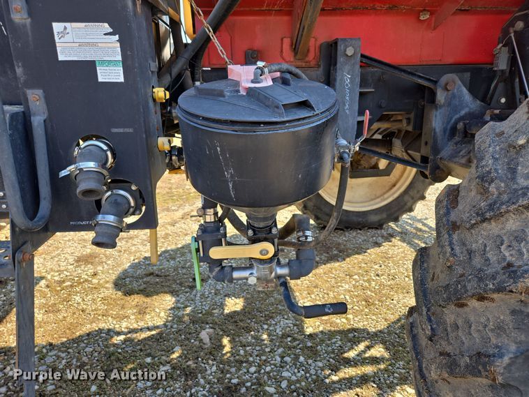 image for item DP6181 2005 Apache AS1010 sprayer