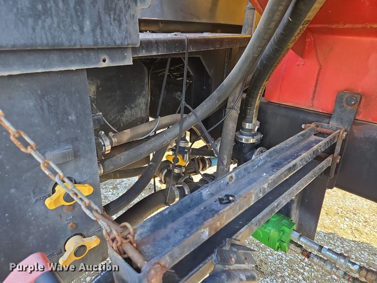 image for item DP6181 2005 Apache AS1010 sprayer