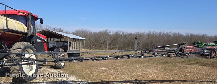 image for item DP6181 2005 Apache AS1010 sprayer