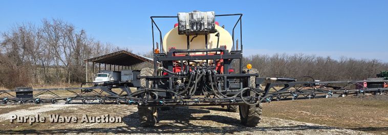 image for item DP6181 2005 Apache AS1010 sprayer