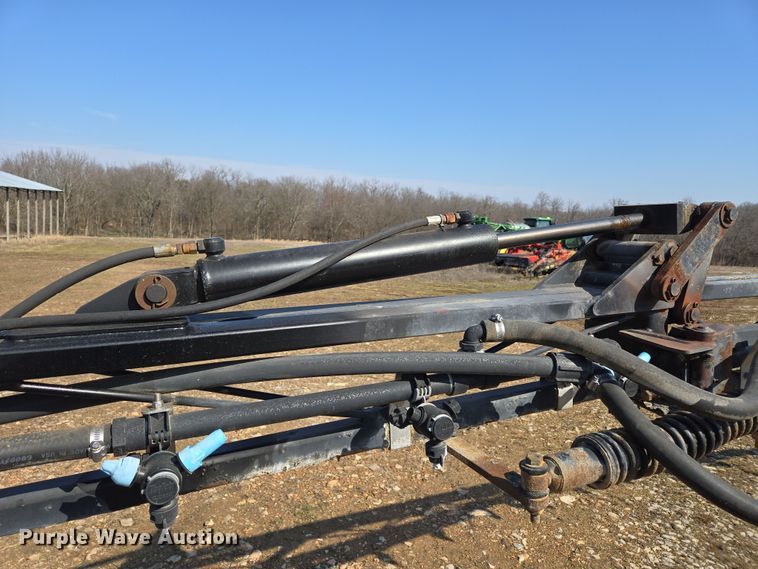 image for item DP6181 2005 Apache AS1010 sprayer