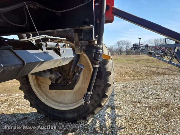 image for item DP6181 2005 Apache AS1010 sprayer