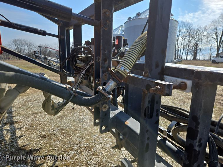 image for item DP6181 2005 Apache AS1010 sprayer