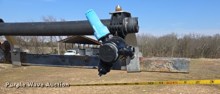 image for item DP6181 2005 Apache AS1010 sprayer