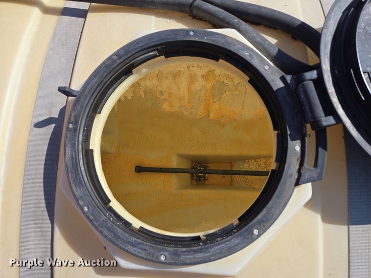 image for item DP6181 2005 Apache AS1010 sprayer