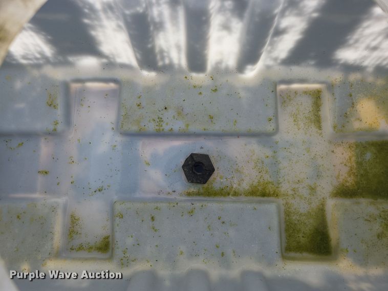 image for item DP6181 2005 Apache AS1010 sprayer