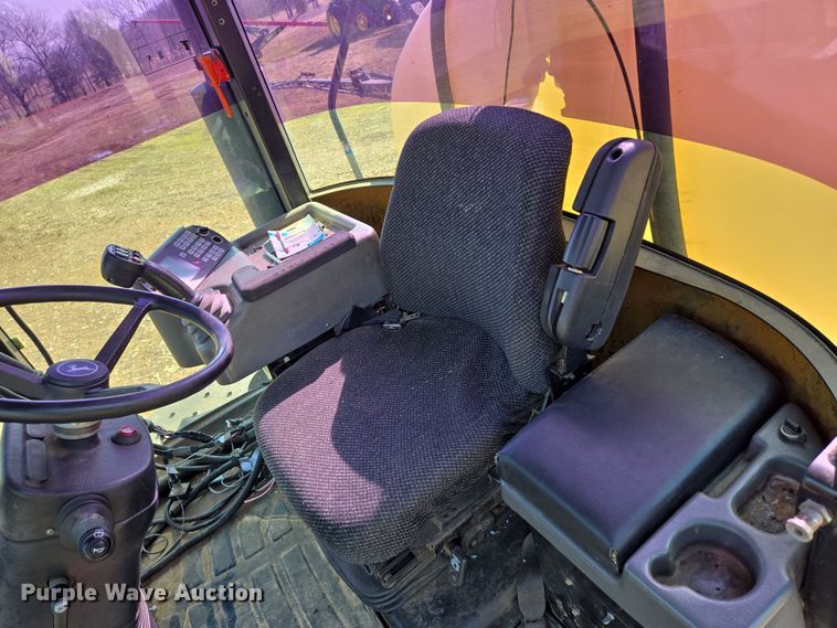 image for item DP6181 2005 Apache AS1010 sprayer