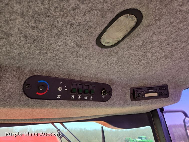 image for item DP6181 2005 Apache AS1010 sprayer