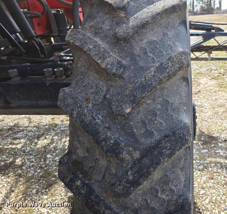 image for item DP6181 2005 Apache AS1010 sprayer