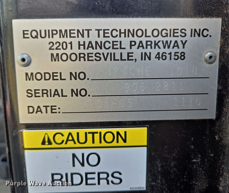 image for item DP6181 2005 Apache AS1010 sprayer