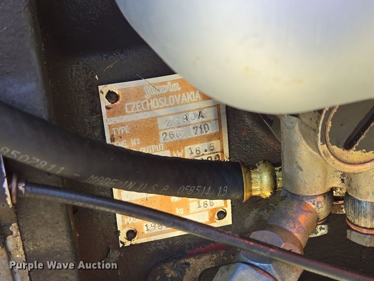 image for item DP6194 1993 Zetor Zebra 2040 tractor