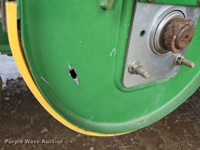 image for item DP6200 2007 John Deere 9860 STS RWA combine