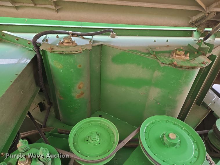 image for item DP6200 2007 John Deere 9860 STS RWA combine