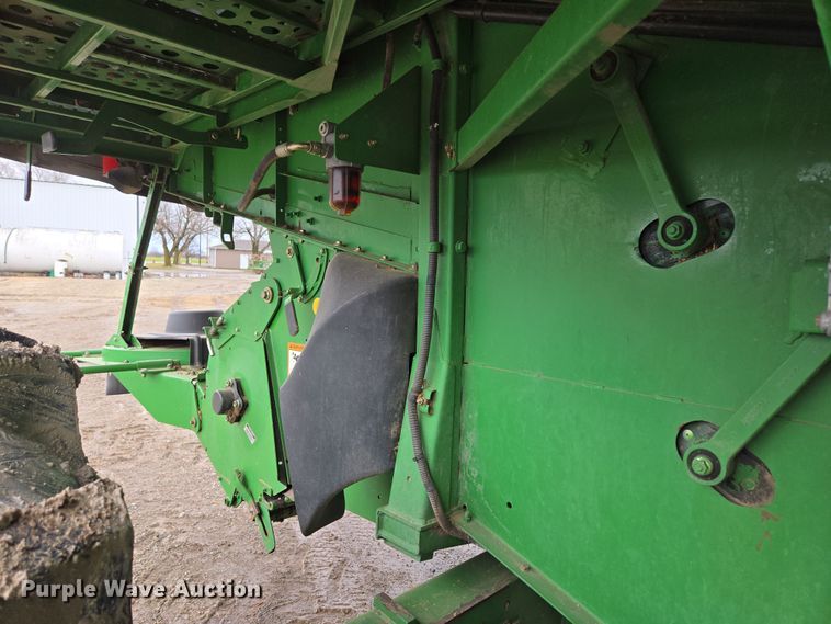 image for item DP6200 2007 John Deere 9860 STS RWA combine
