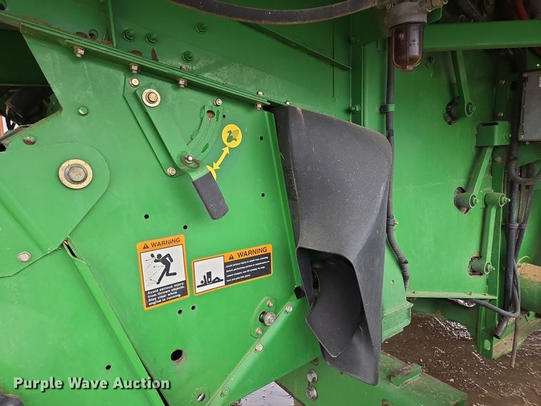 image for item DP6200 2007 John Deere 9860 STS RWA combine