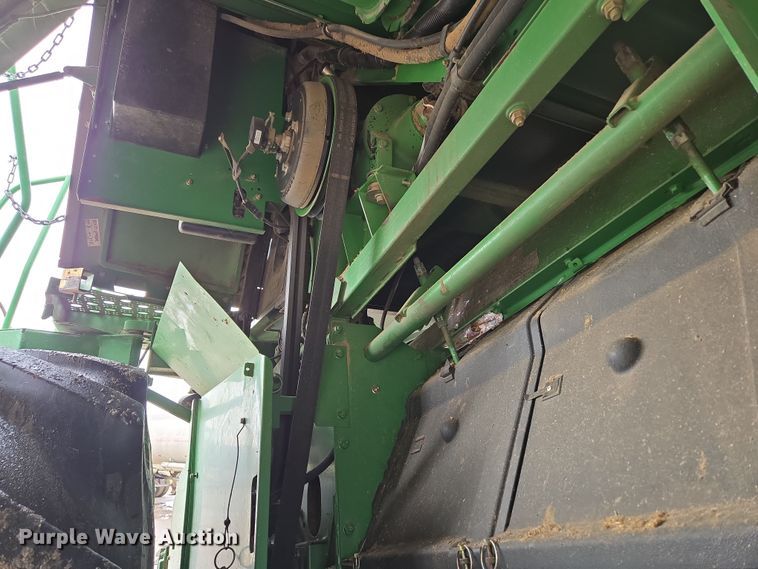 image for item DP6200 2007 John Deere 9860 STS RWA combine